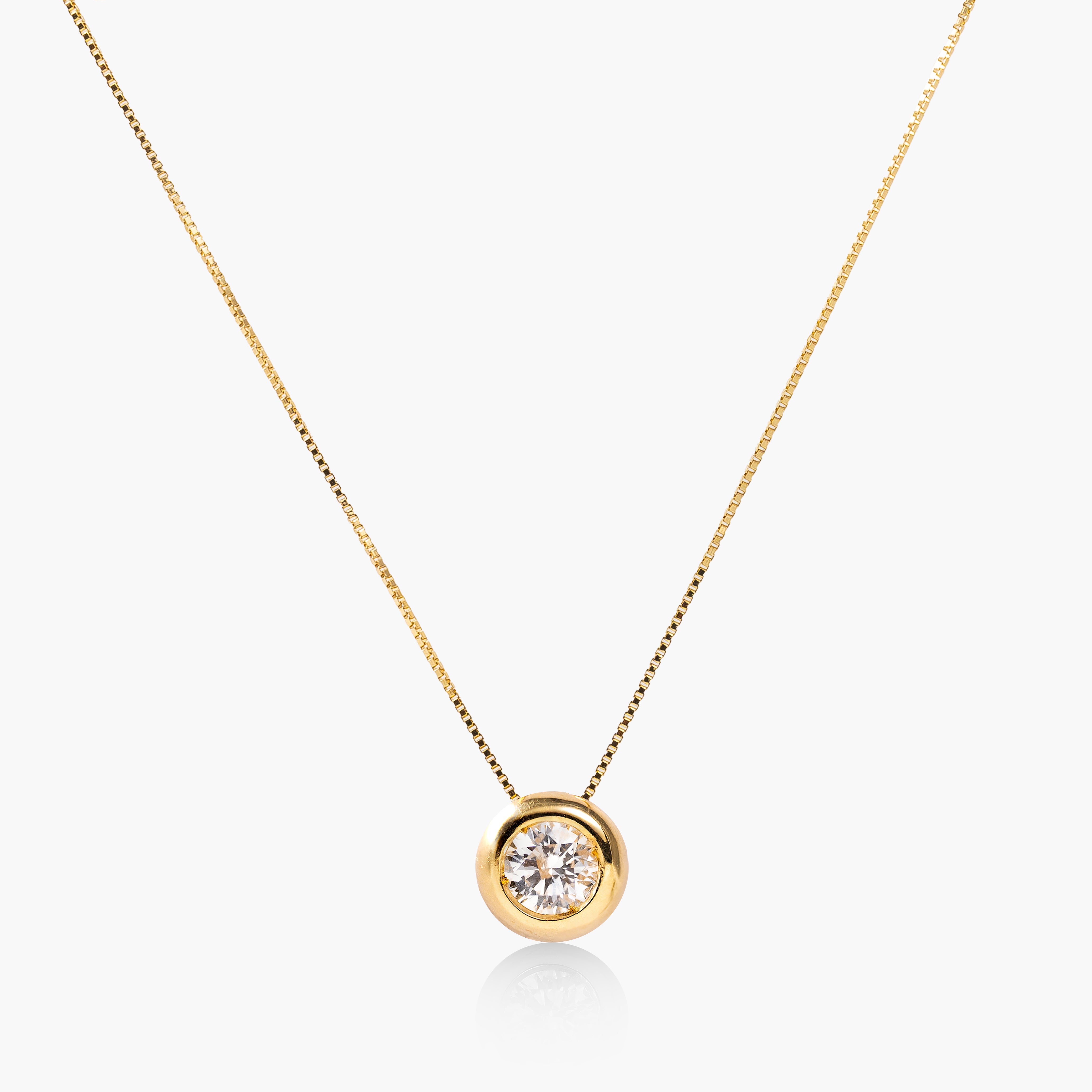 Round Gold Spotlight Diamond Necklace