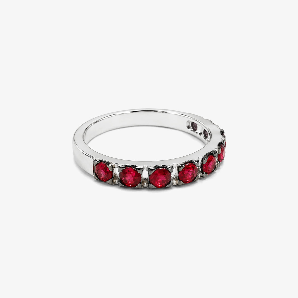 Inel semi-eternity din aur 18K cu rubine 0,81 ct