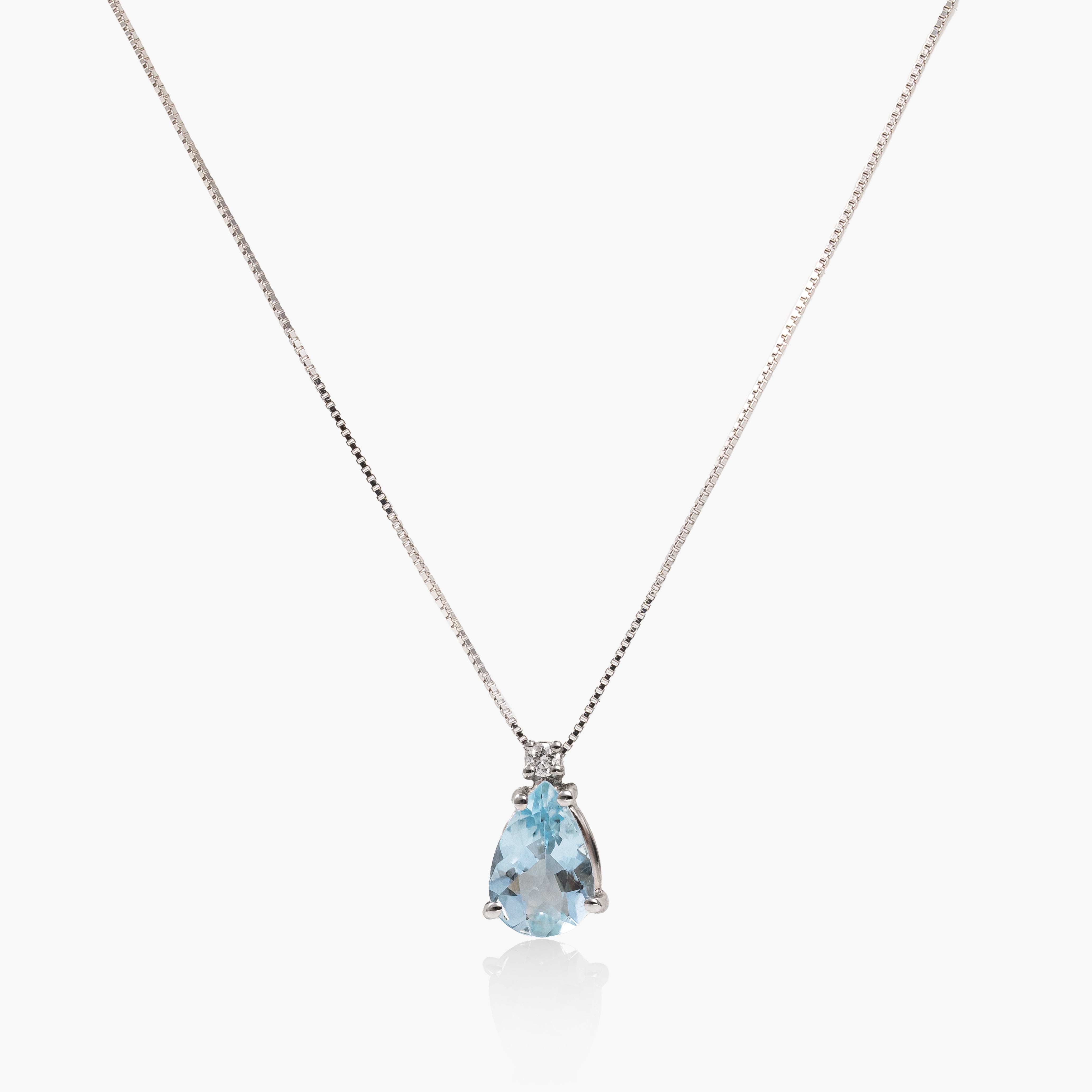 Colier aur 18k cu aquamarin 0.57 ct si diamant