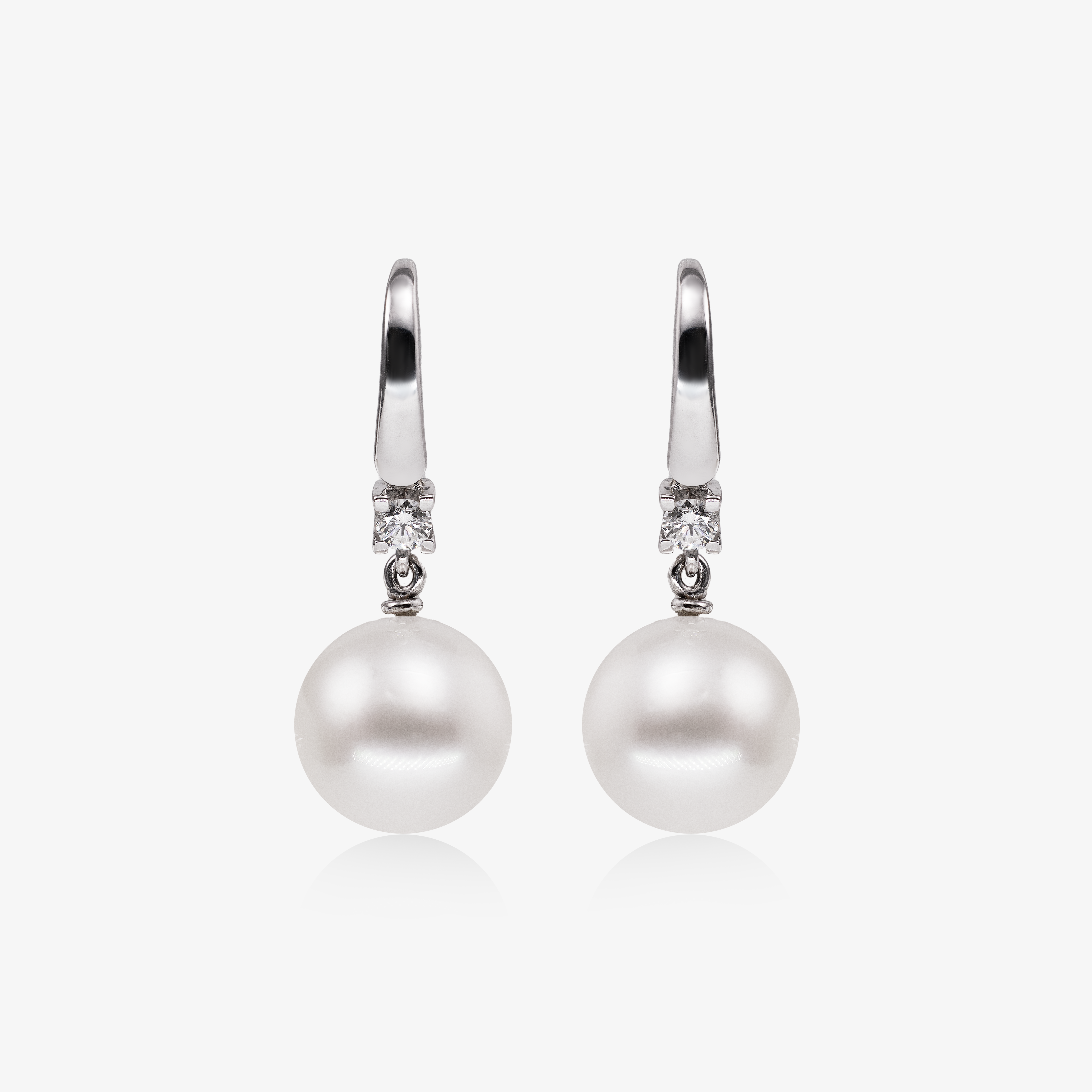 Cercei aur 18k cu perle si diamante 0.17 ct