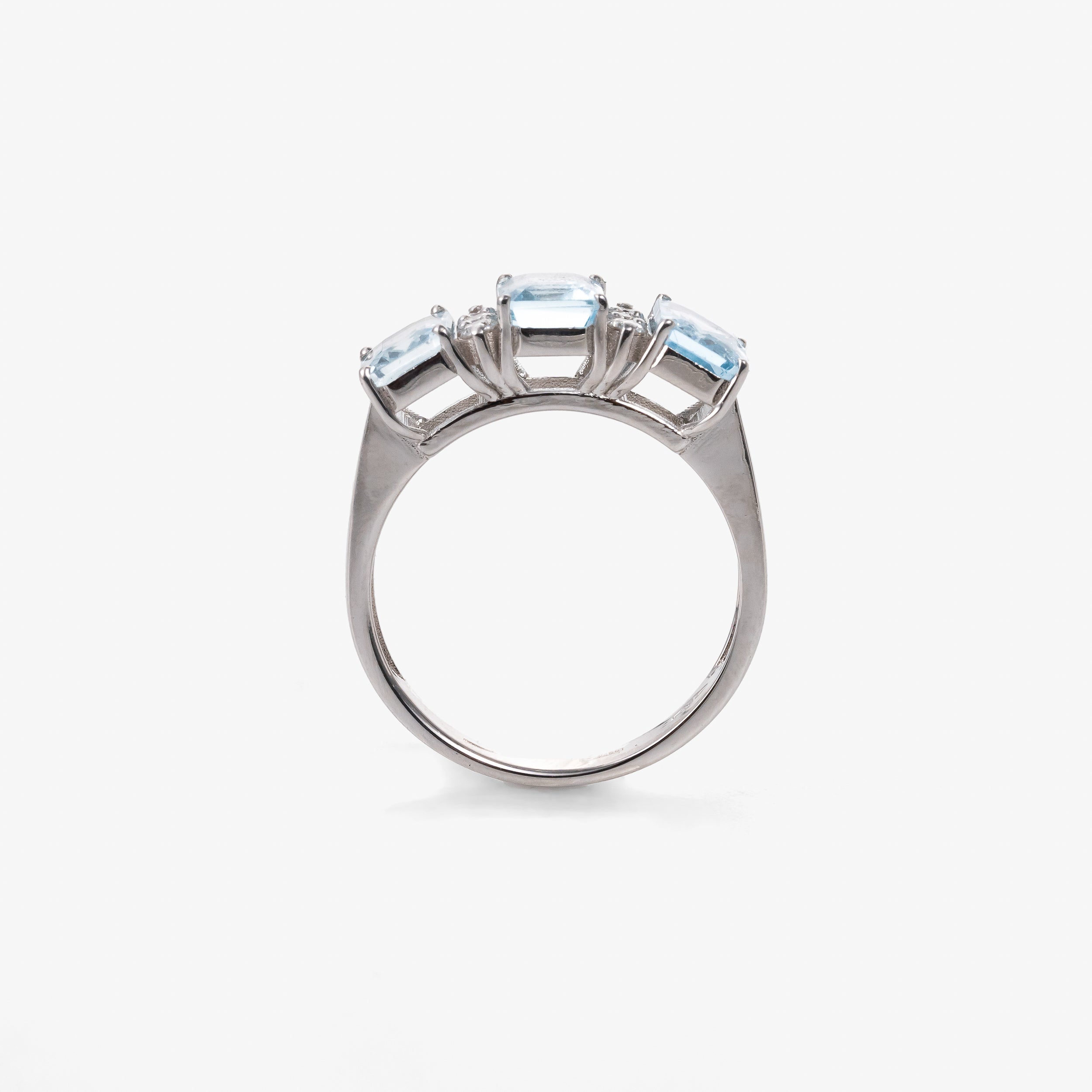 Inel aur 18k cu aquamarine 2.76 ct si diamante