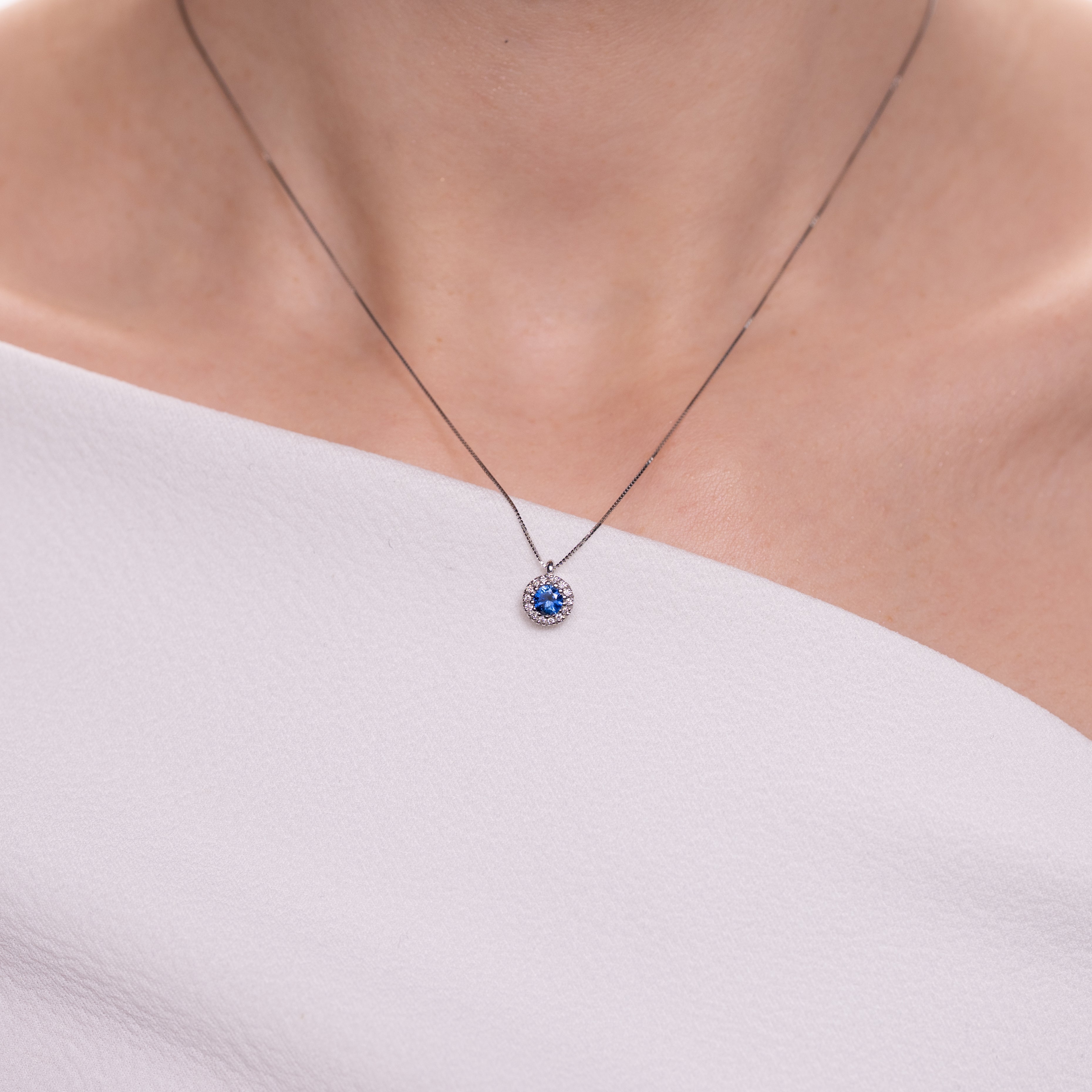 Colier aur 18k cu safir 0.35 ct si diamante