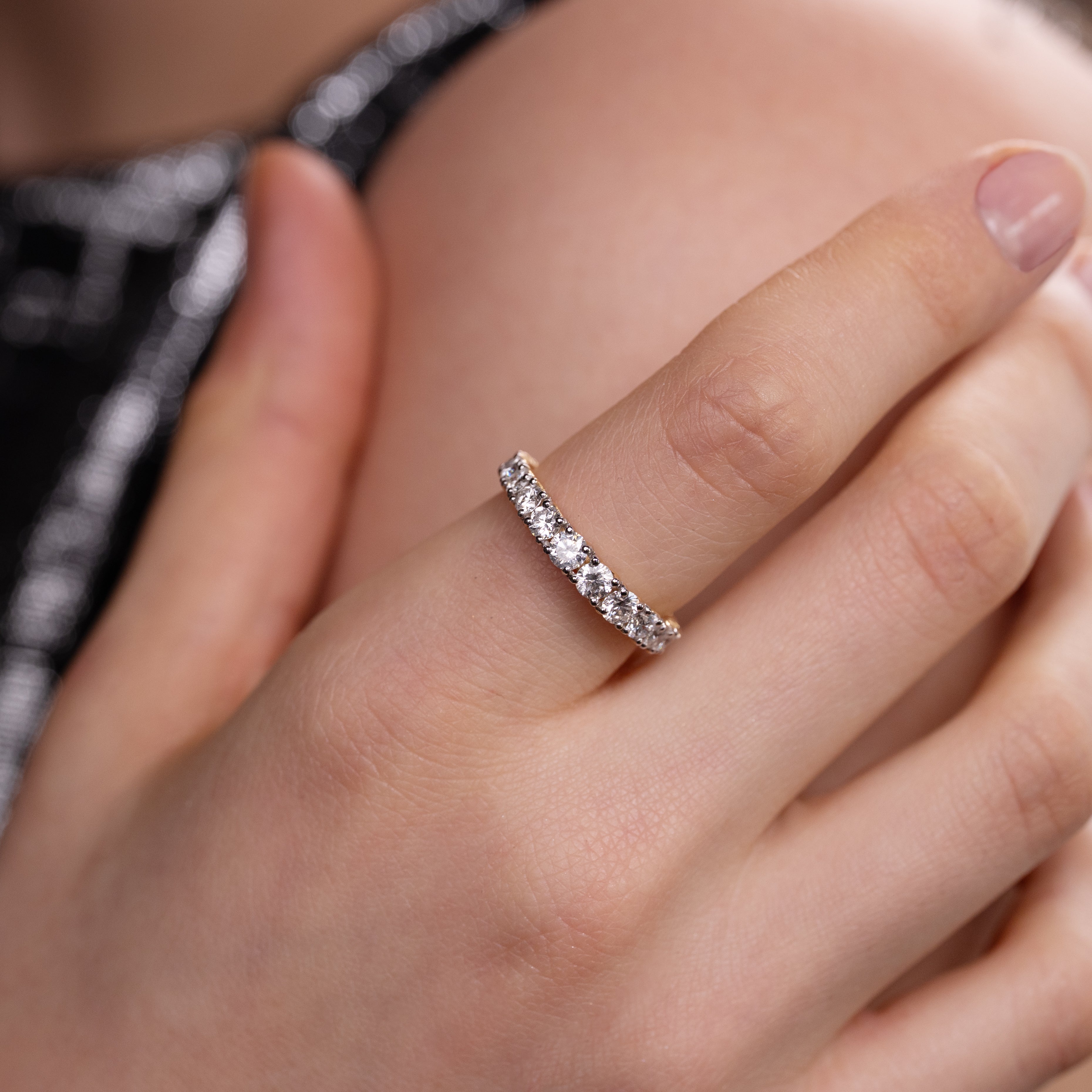 Inel eternity din aur 18k cu diamante 2.00 ct