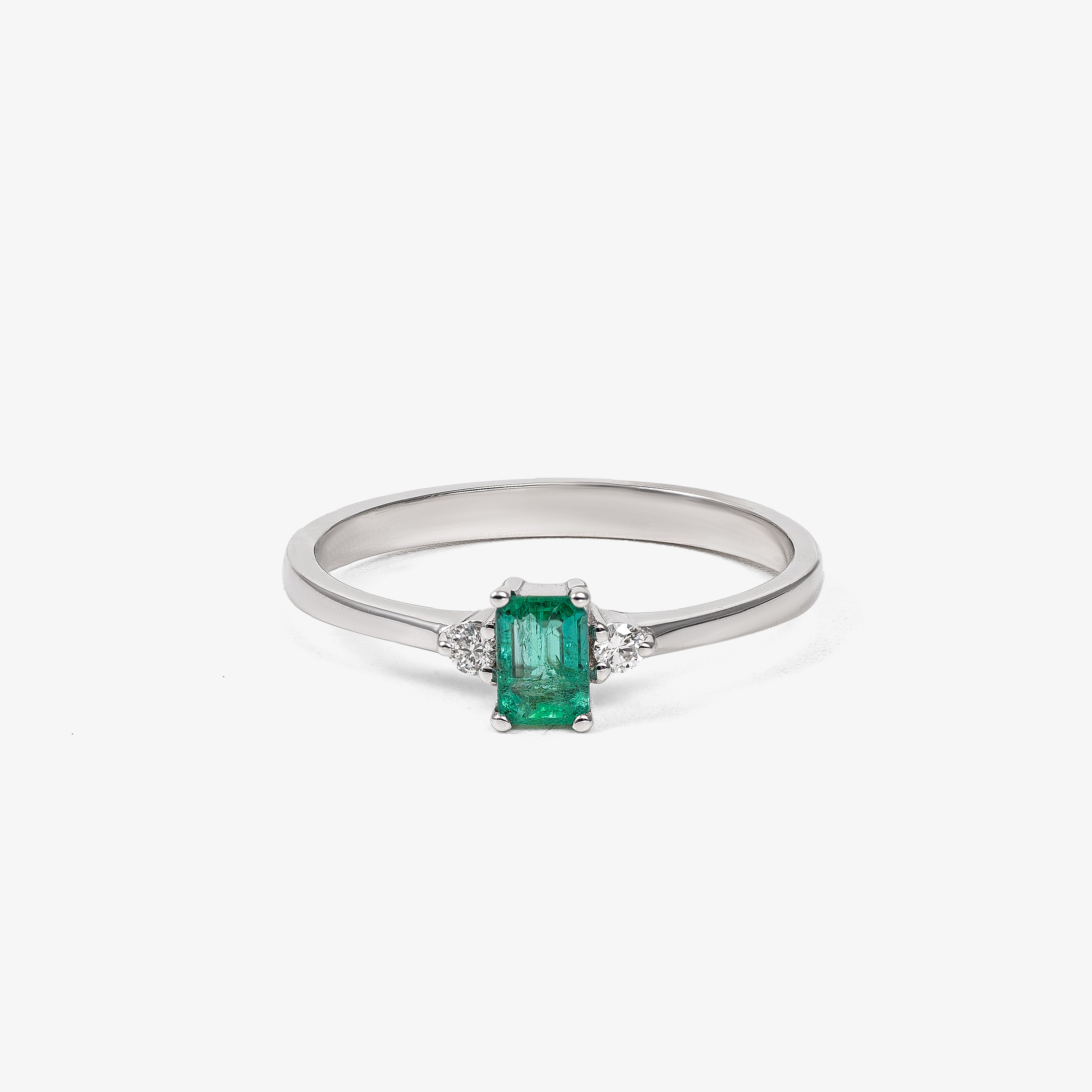 Inel aur 18k cu smarald 0.26 ct si diamante