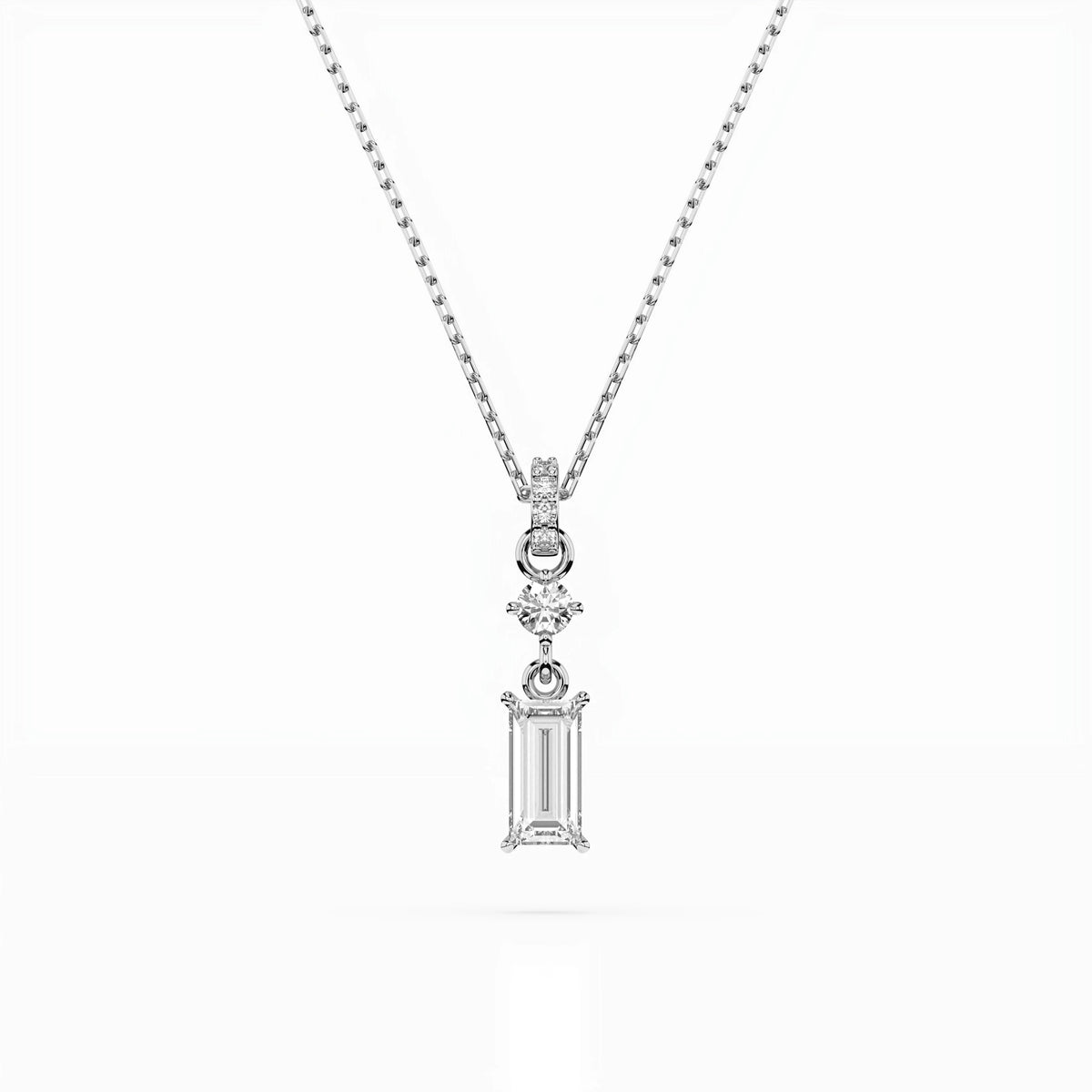 Colier din Aur cu Diamante, Forma Baguette, 0,36 CT