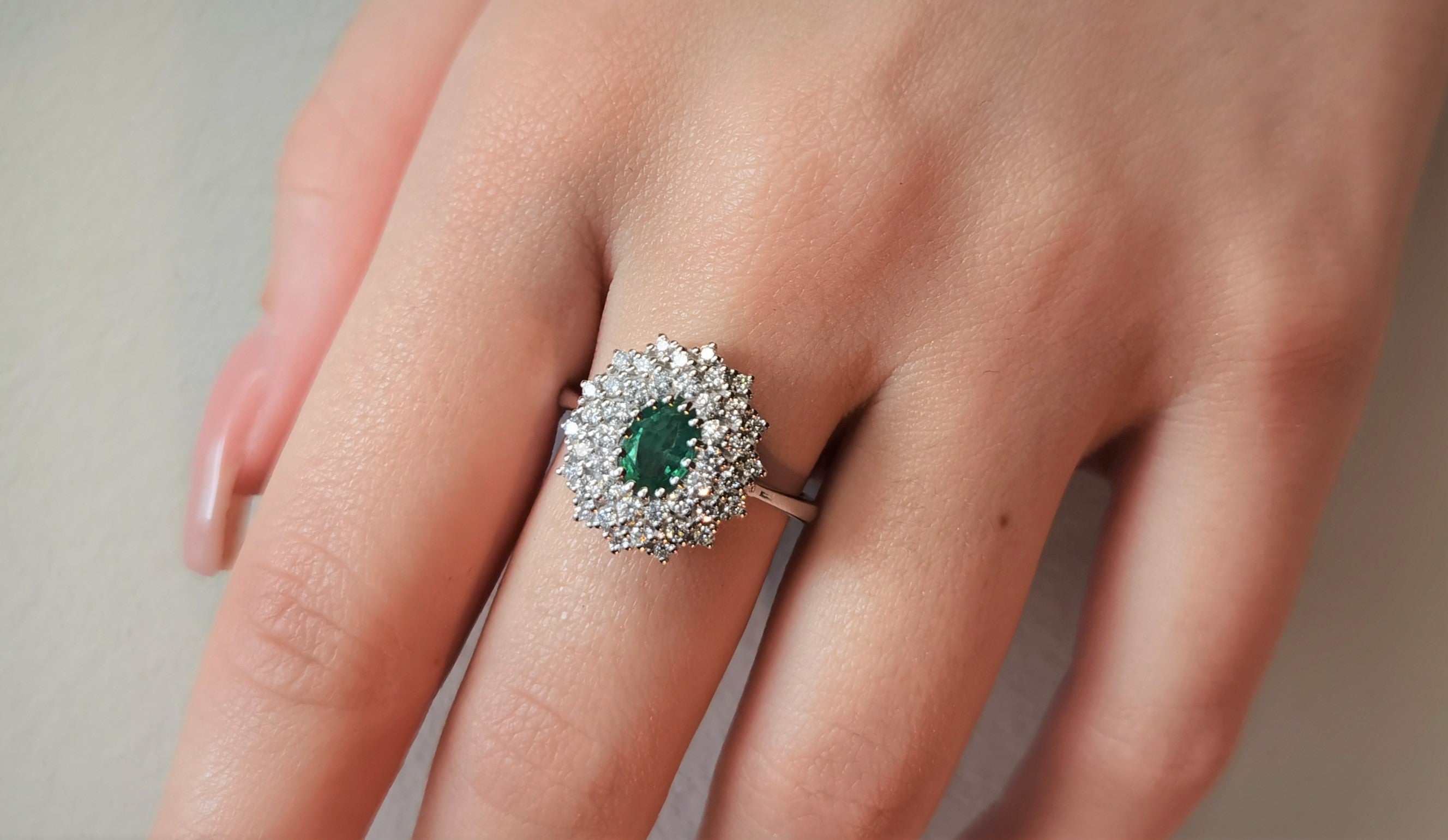 Peony Ring with Diamonds and Emerald