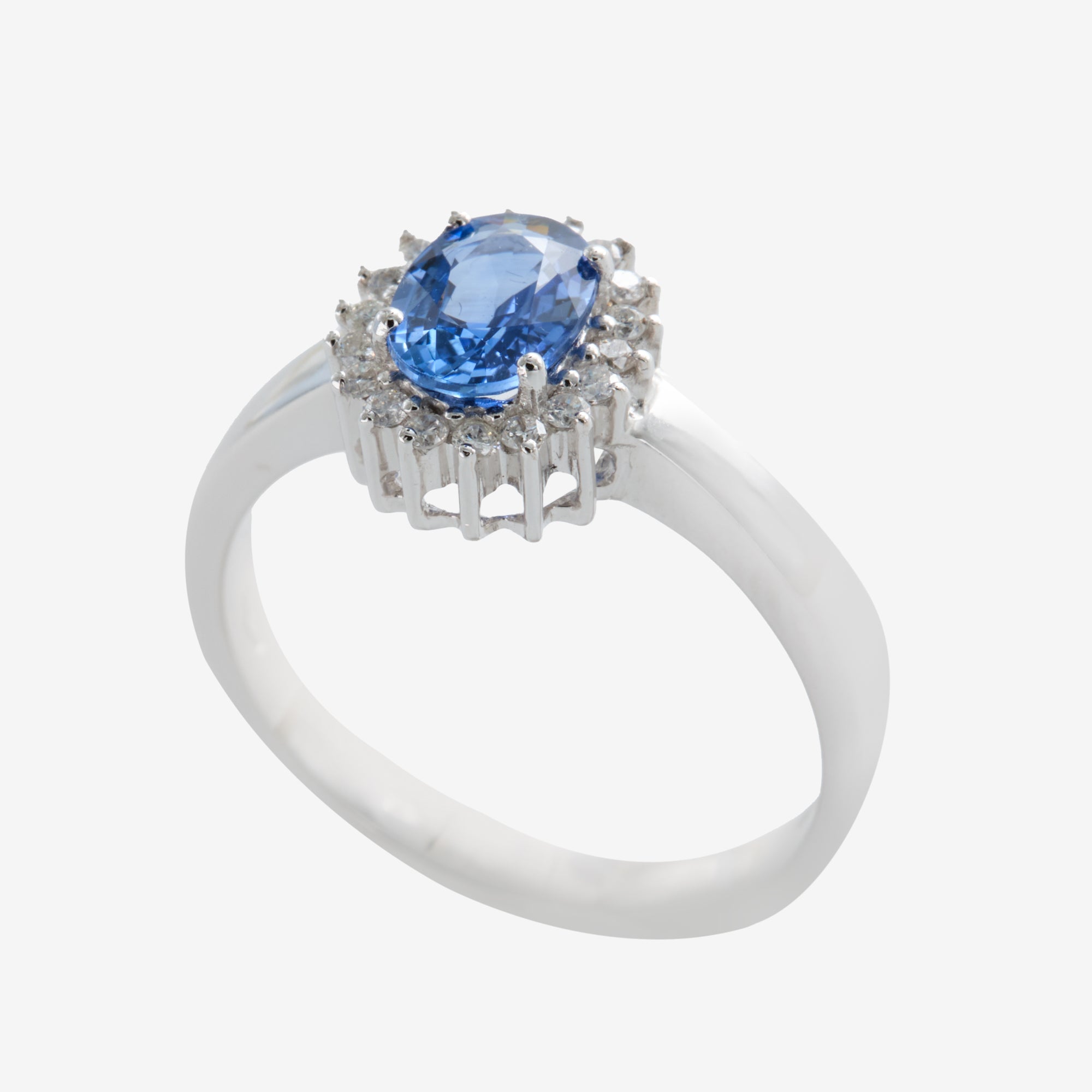 Inel aur 18k cu safir 0.95 ct si diamante 0.17 ct