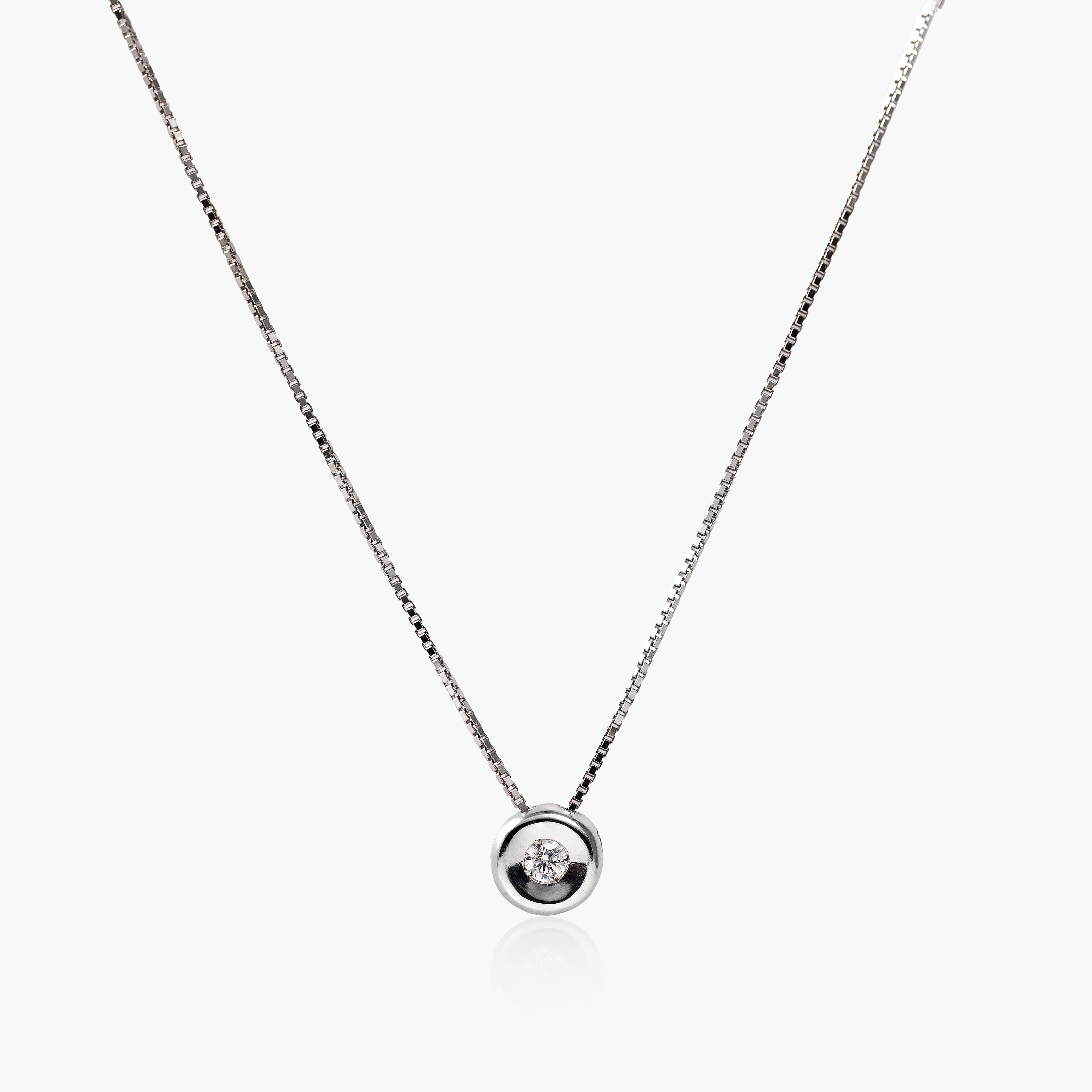 Round Spotlight Diamond Necklace