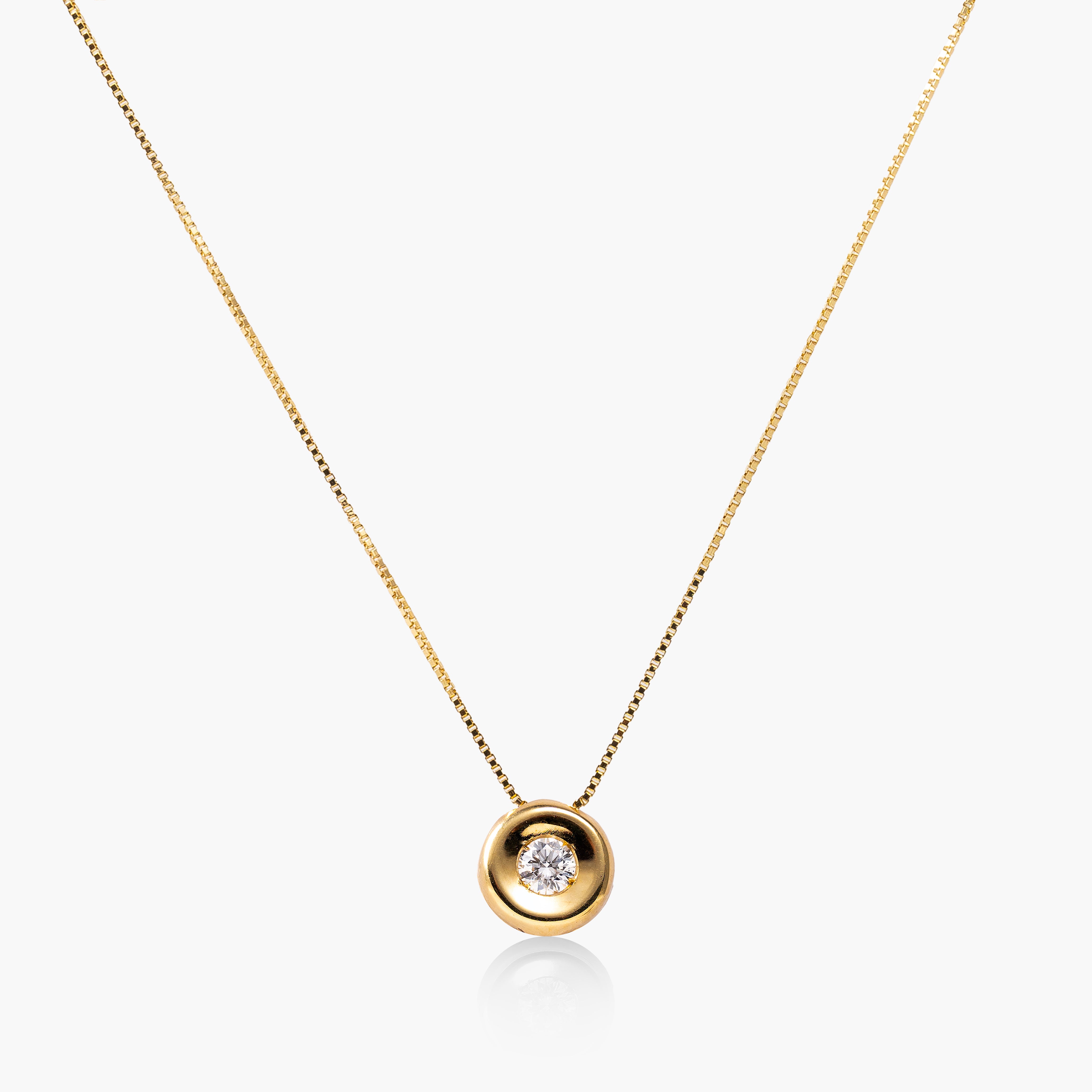 Round Gold Spotlight Diamond Necklace