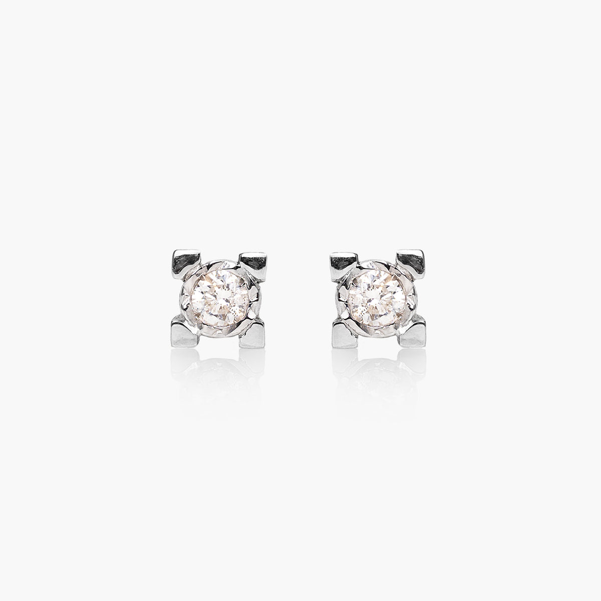 Cercei aur alb 18k cu diamante