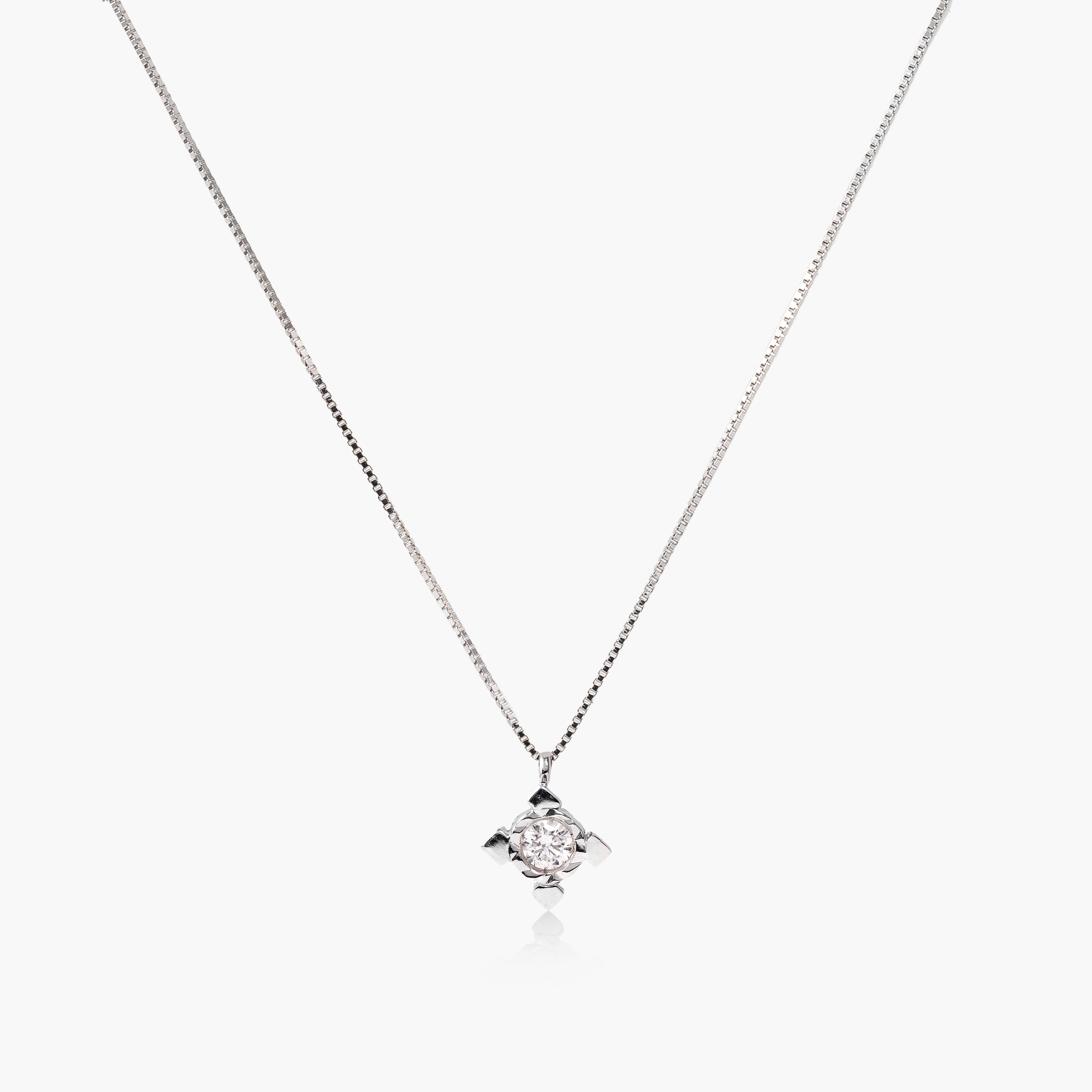 Colier aur 18k cu diamant