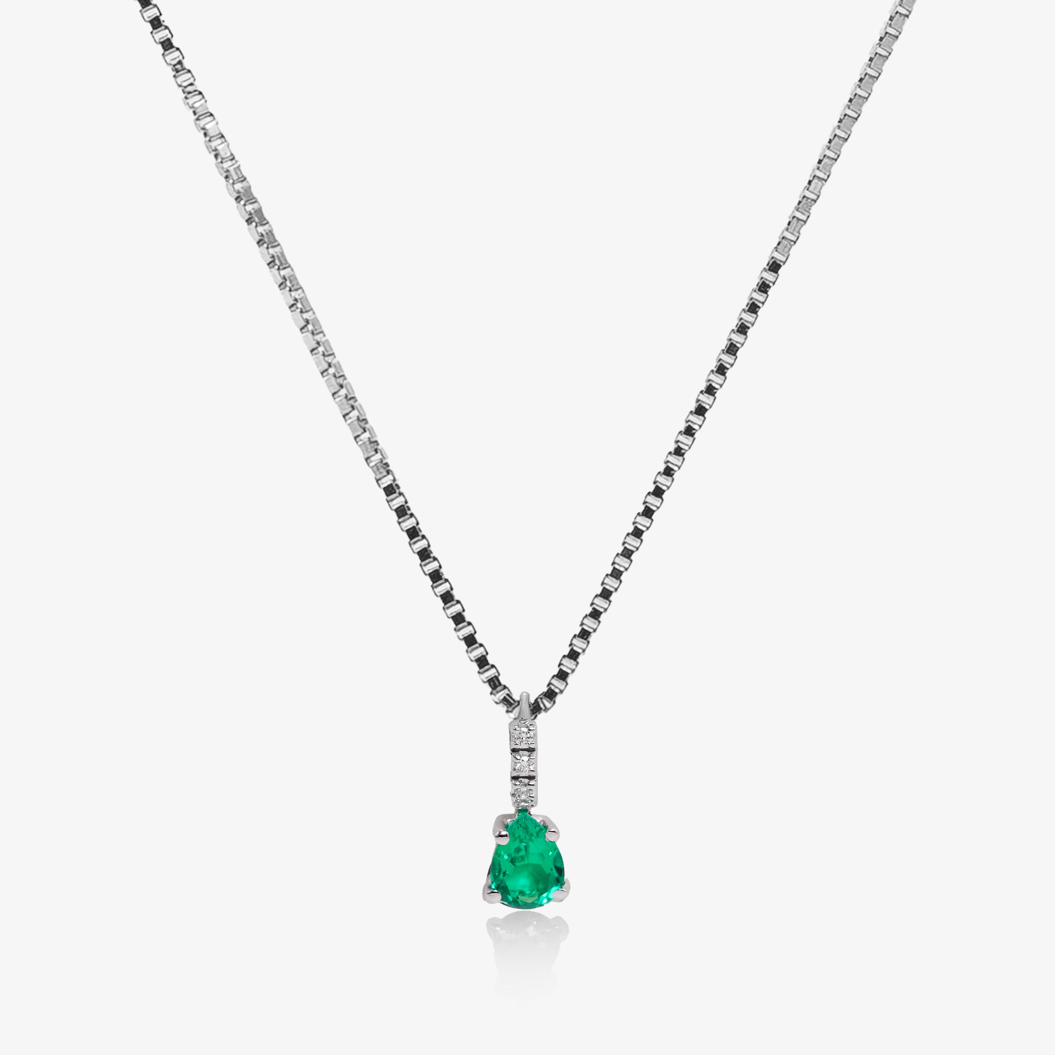 Colier aur 18k cu smarald 0.80 ct si diamante