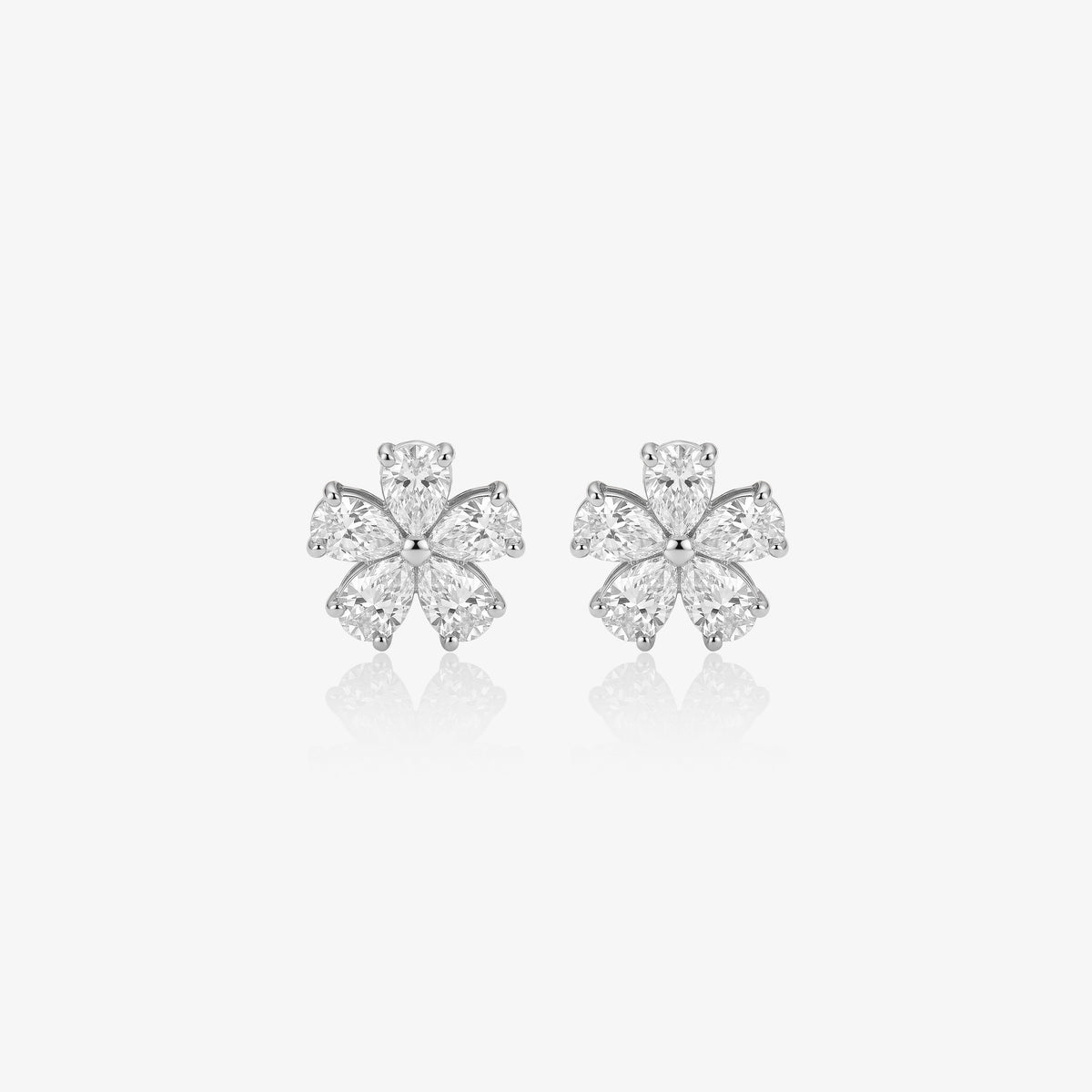 Cercei stud din aur alb 18K cu diamante naturale 0,74 ct – KP0034758