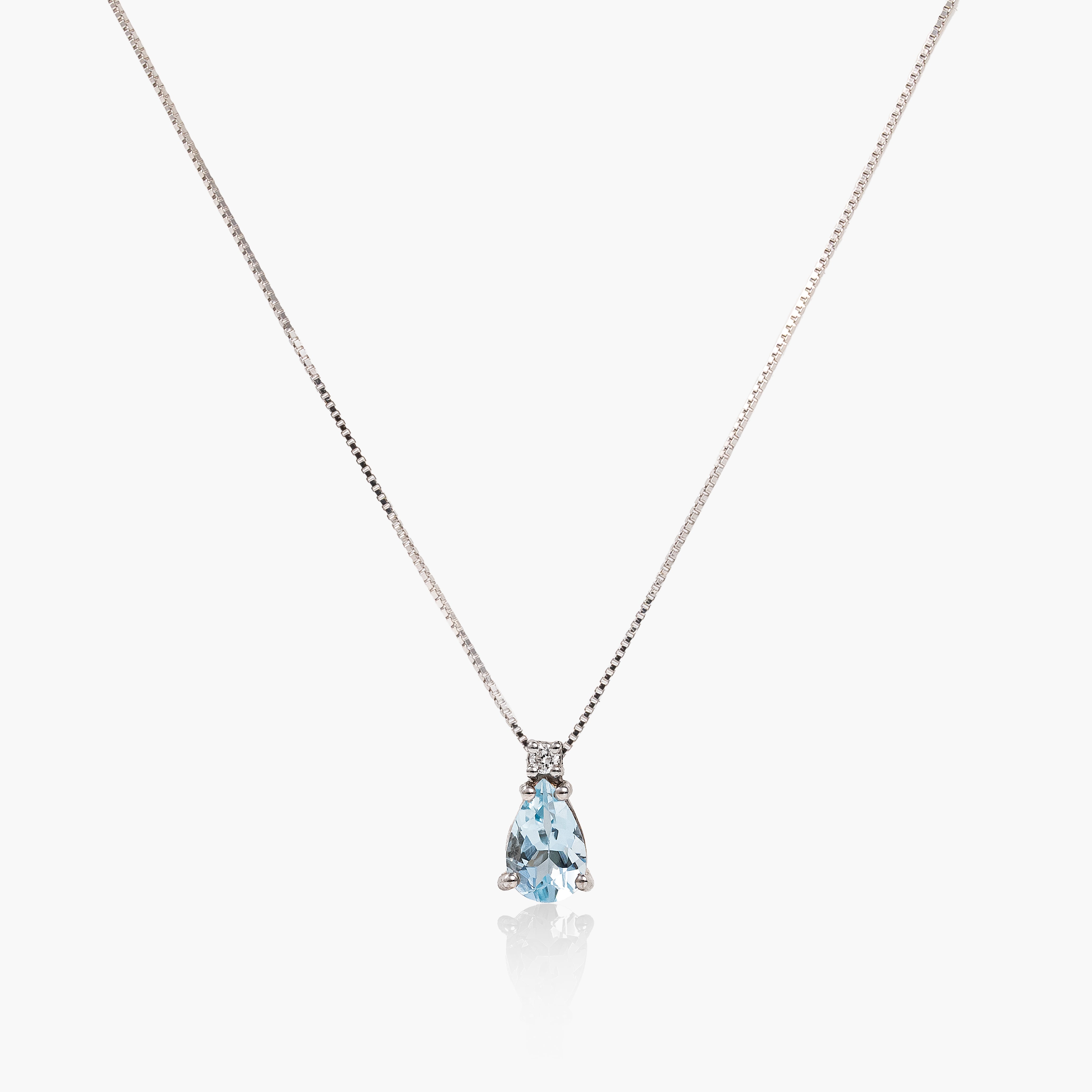 Colier aur 18k cu aquamarin 0.37 ct si diamante