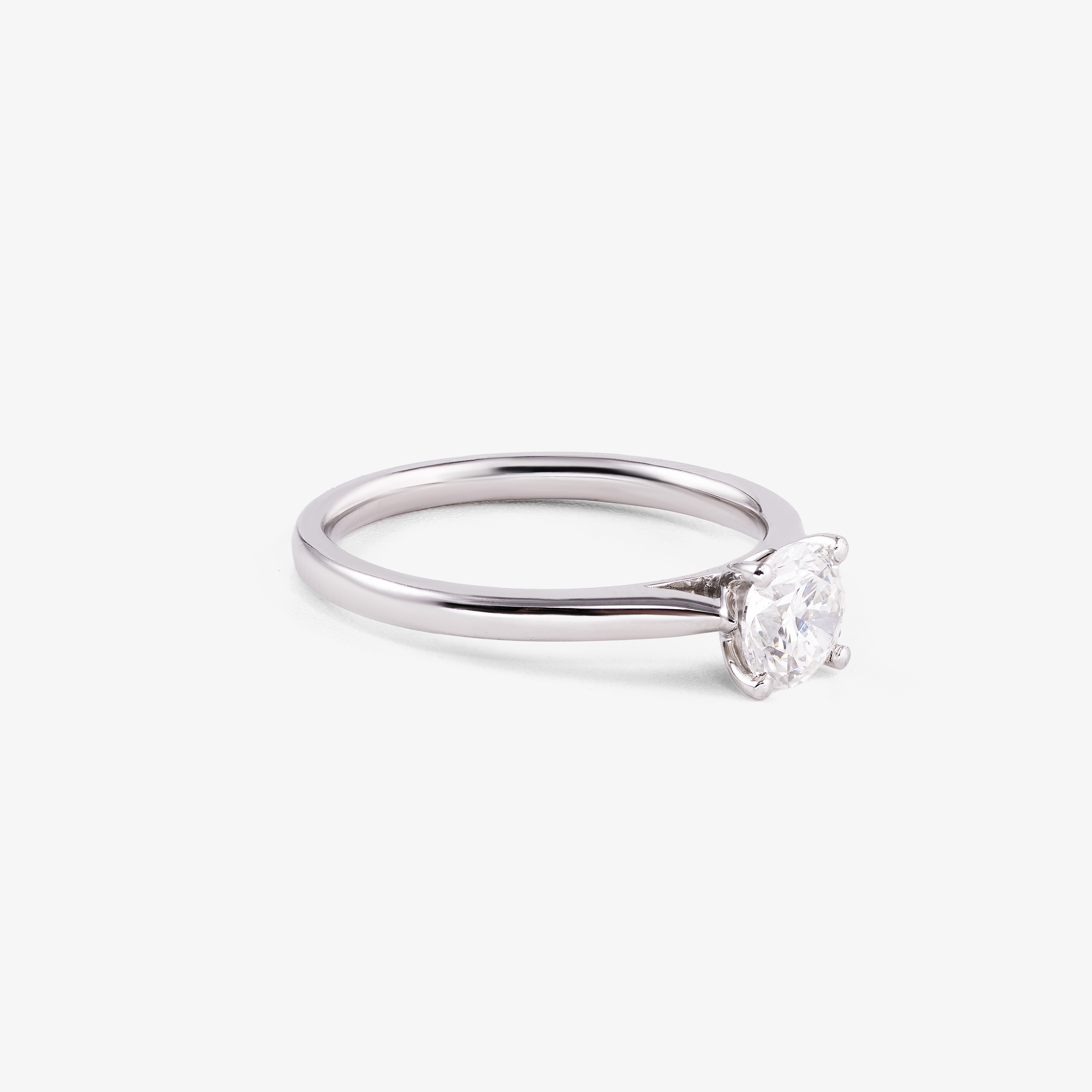 Inel de logodna din platina, diamant 0.70 CT - Certificat GIA