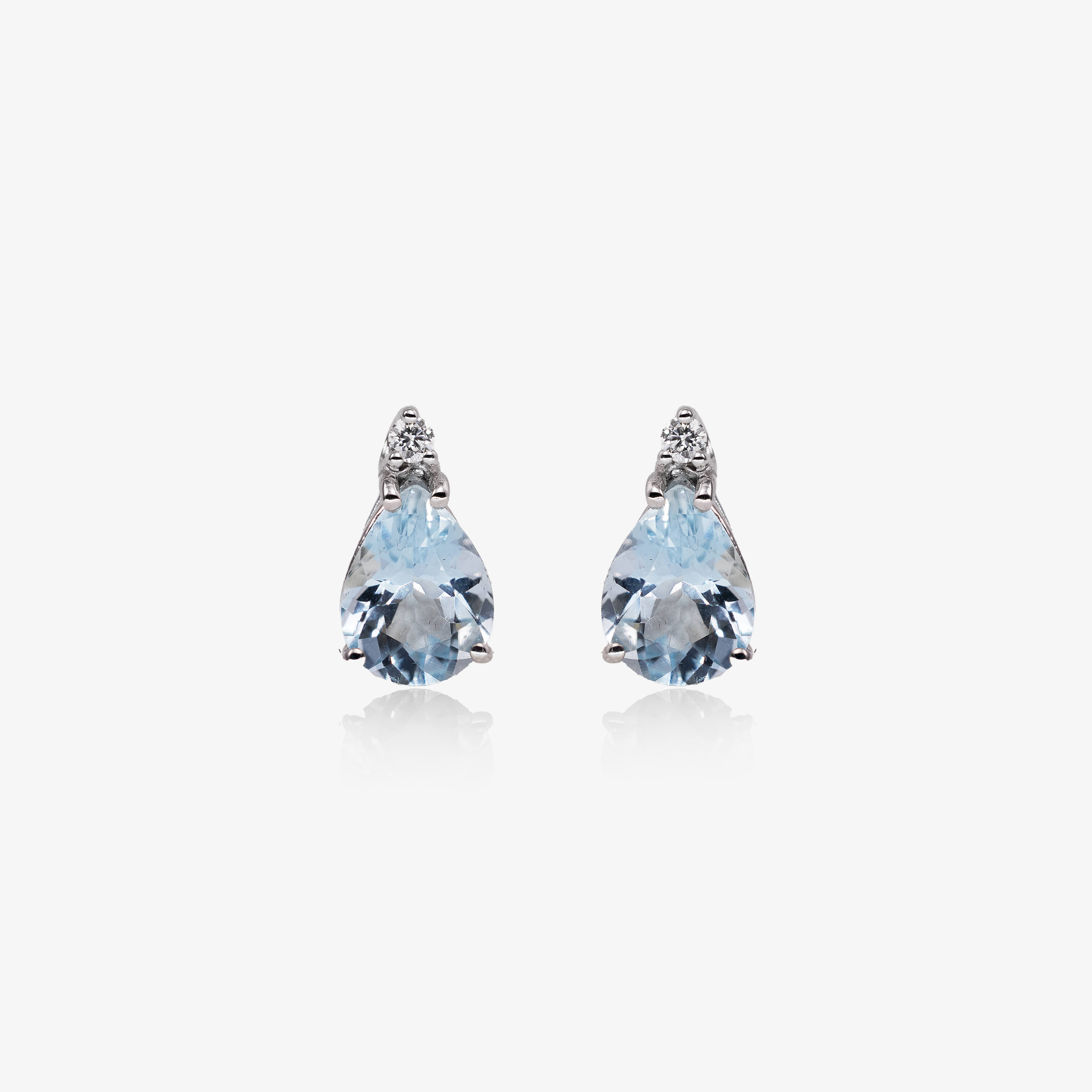 Cercei aur 18k cu aquamarine 2.80 ct si diamante