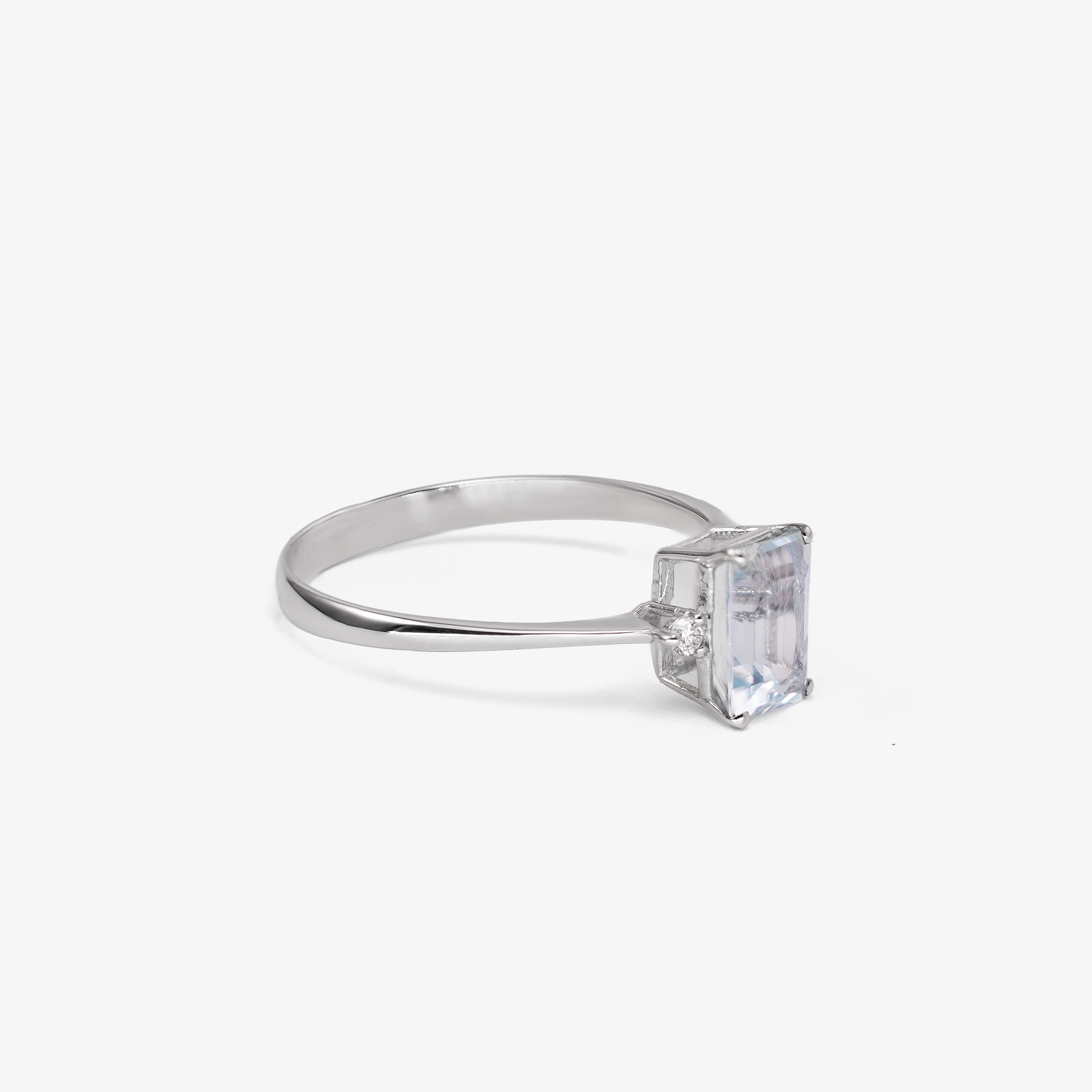 Inel aur 18k cu aquamarin 1.00 ct si diamante