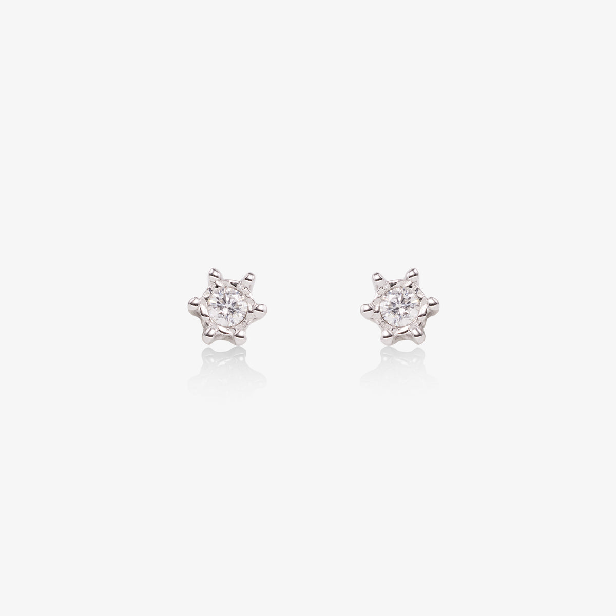 Cercei Star aur alb 18k cu diamante