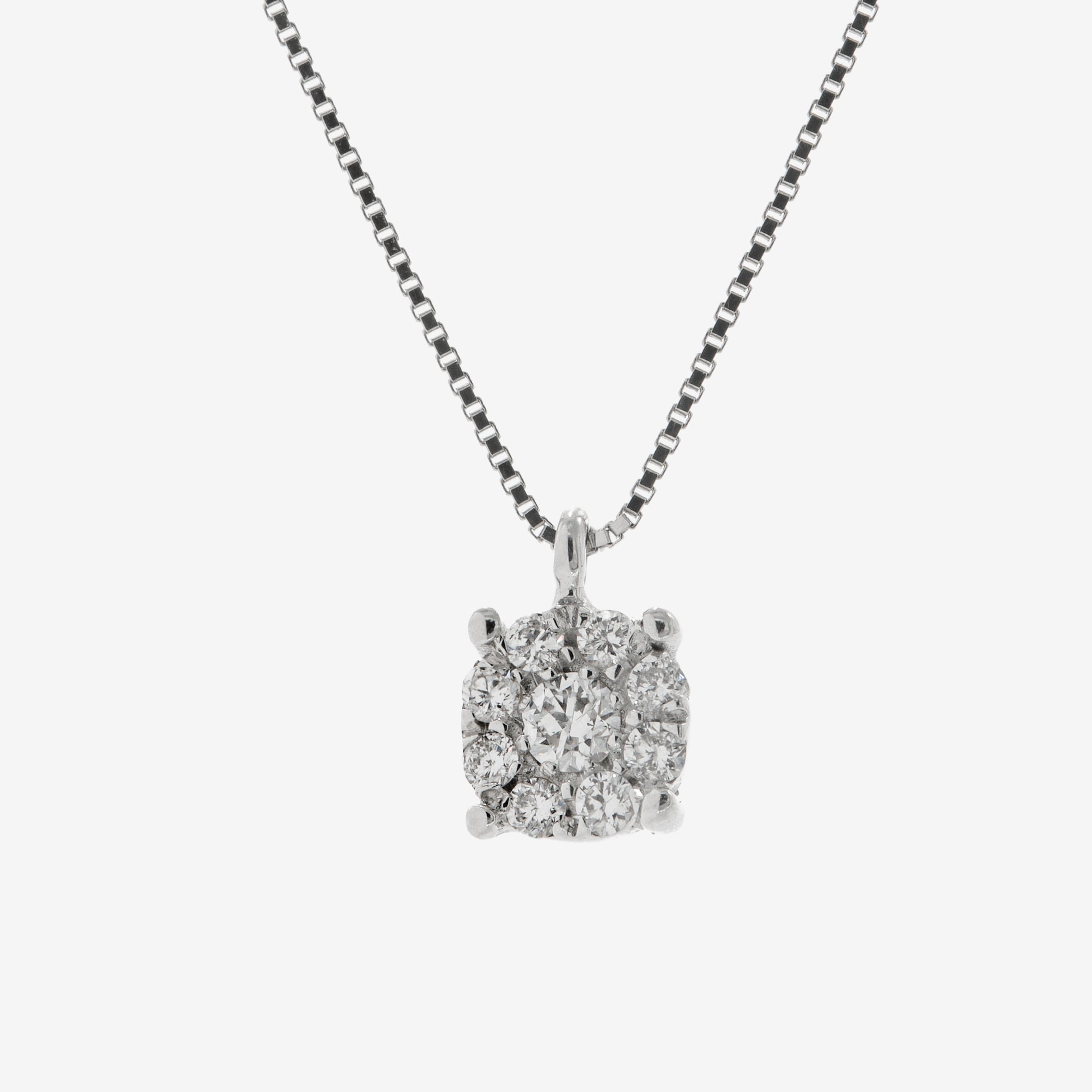 Quon necklace with diamonds