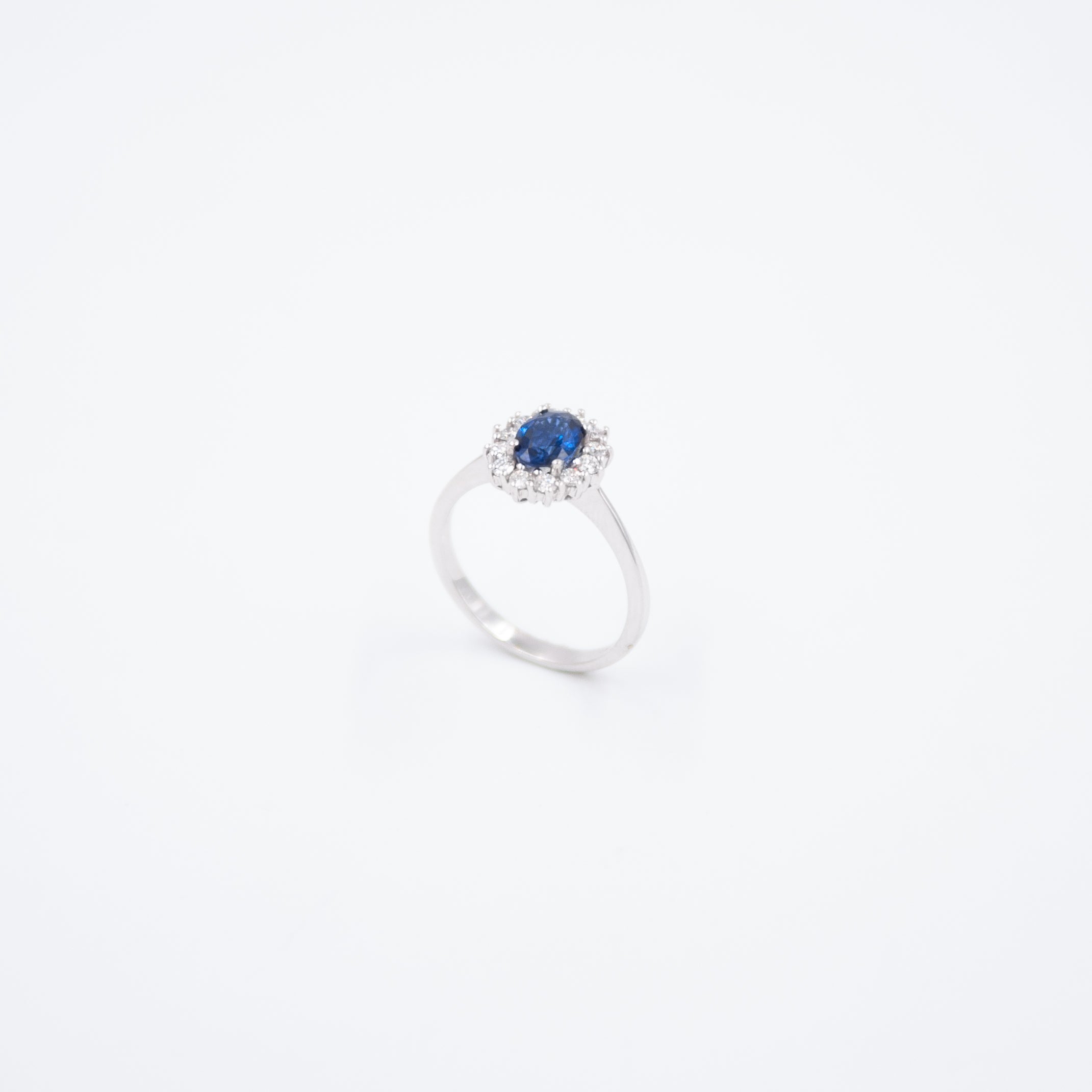 Inel Sapphire Flower cu diamante si safir 1.5ct