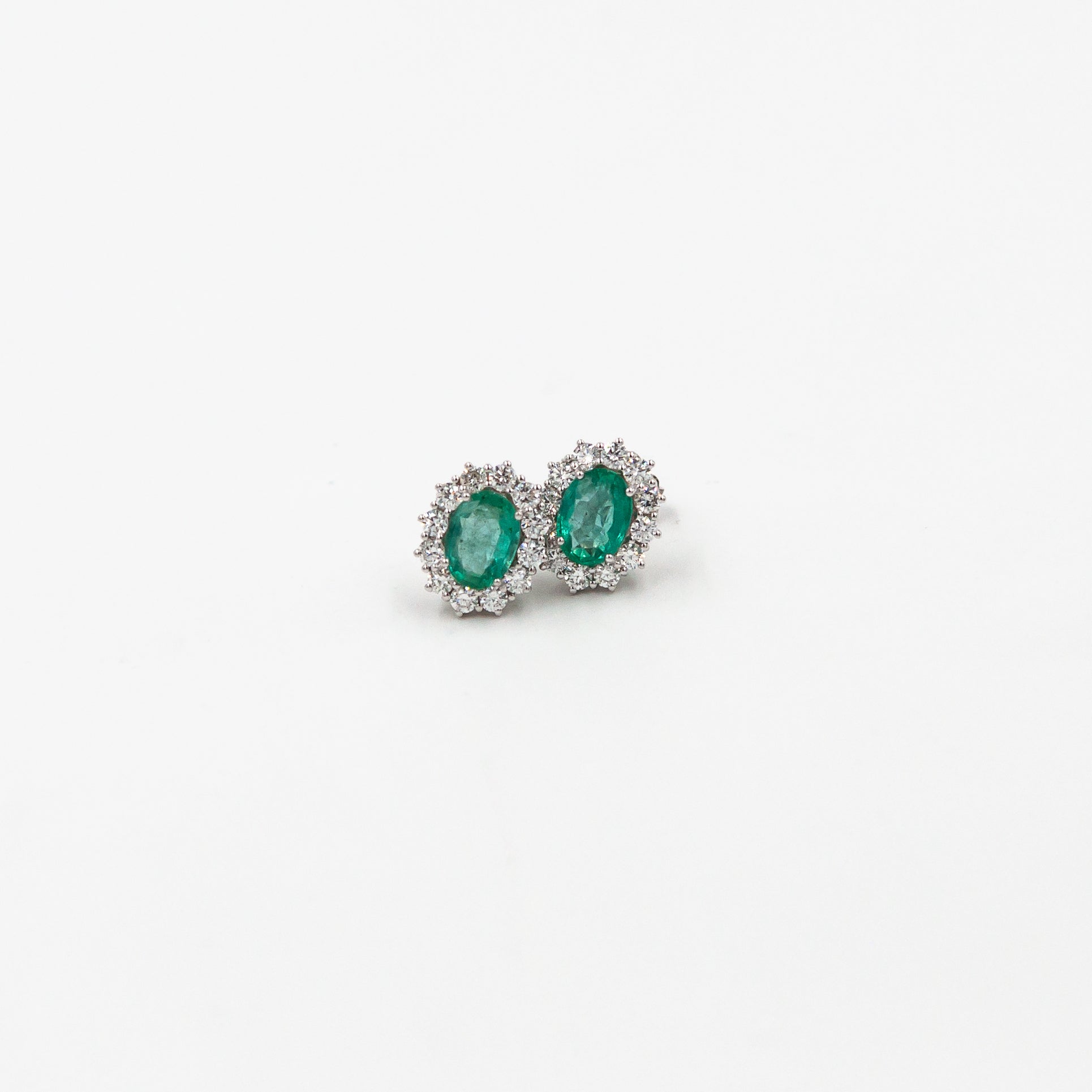 Sparkle earrings with Emeralds and Diamonds