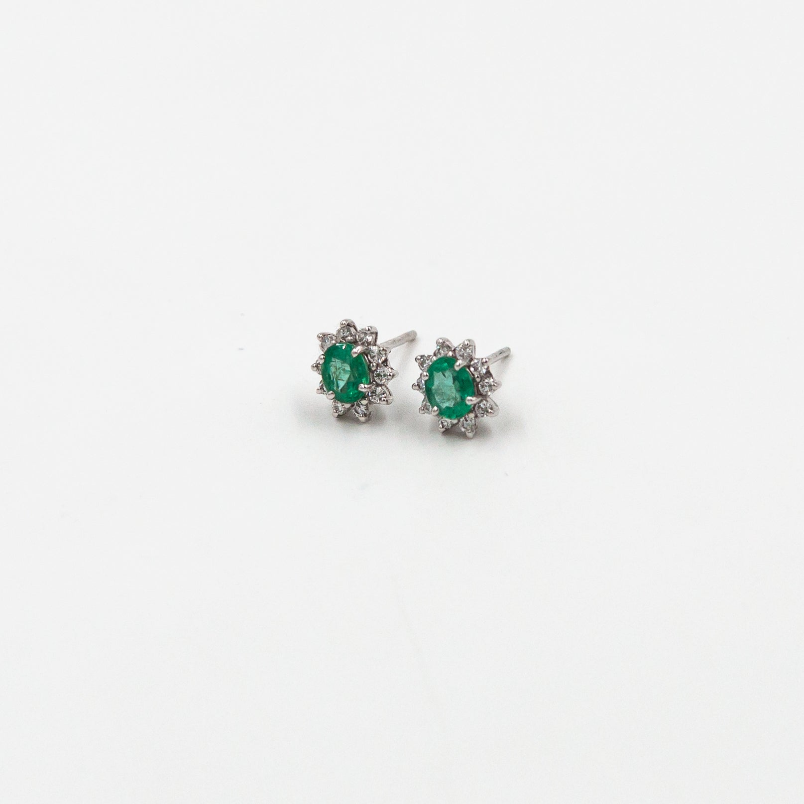 Sole Earrings with Emeralds and Diamonds