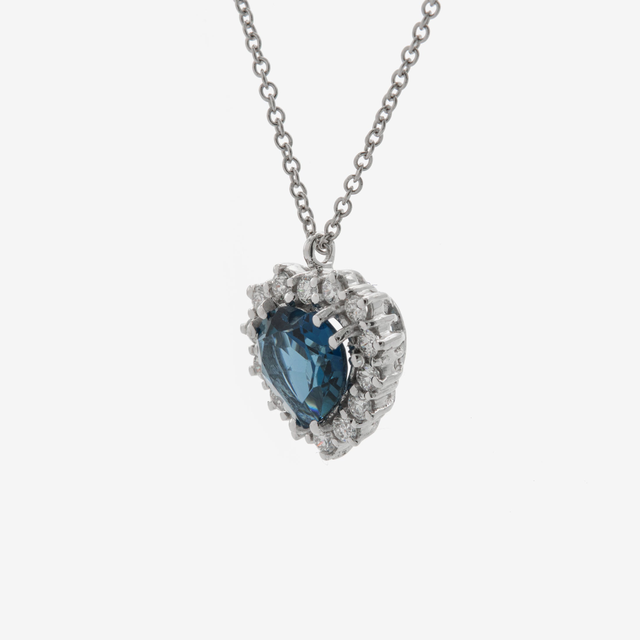 Necklace heart london topaz and diamonds