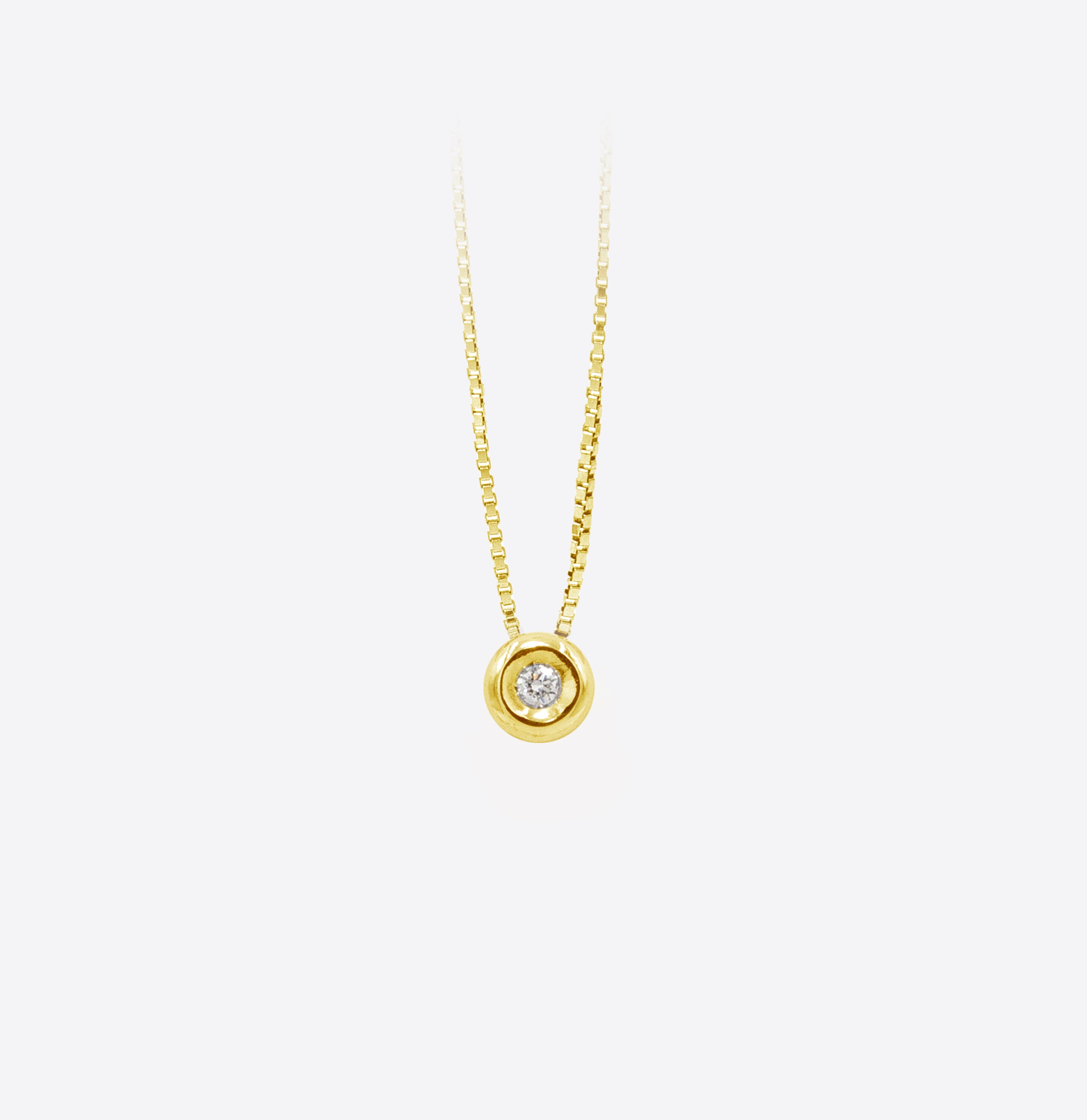 Round Gold Spotlight Diamond Necklace